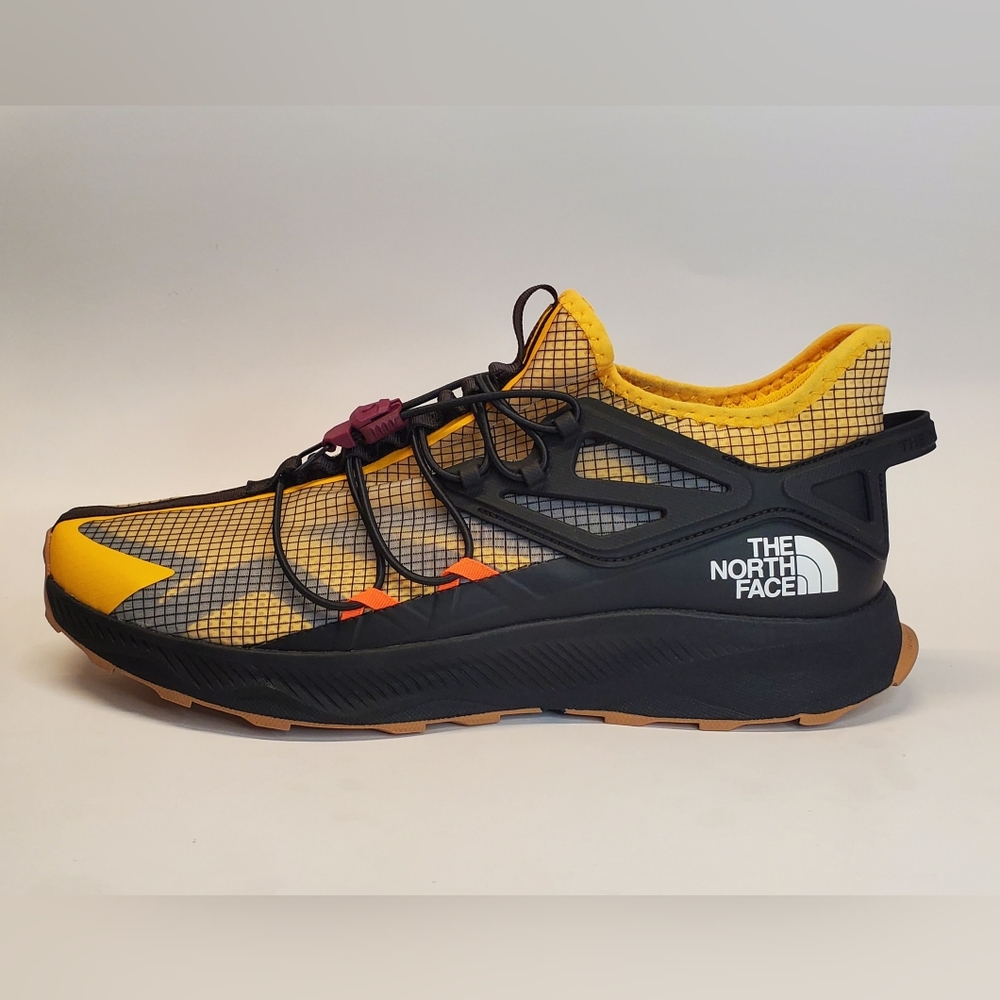 The North Face Oxeye Tech Men's Hiking Running Shoes Size 12 Summit Gold/Black - Picture 2 of 13